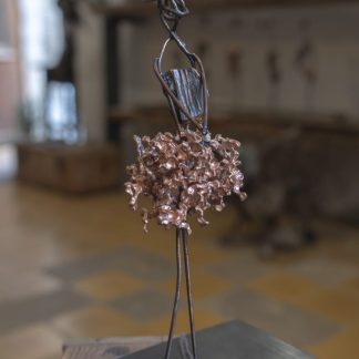 Atelier Mario Saravia, sculpture Danseuse